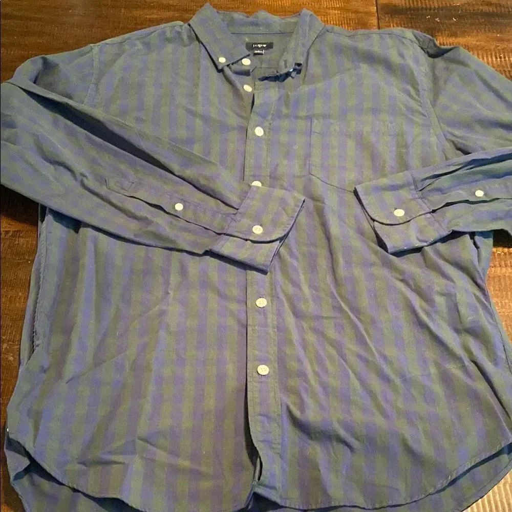 J. Crew Men's Blue and green check button down Shirt size large